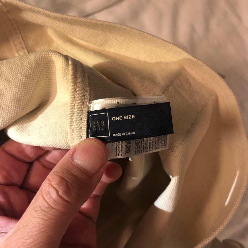 Gap Canvas Tote - Picture 6 of 6